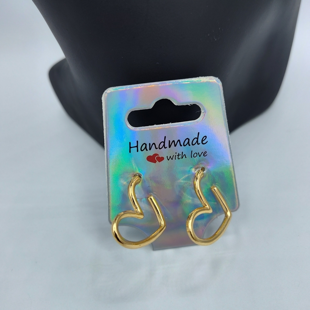 Handmade Gold Heart Hoop Earrings – Minimalist Romantic Style